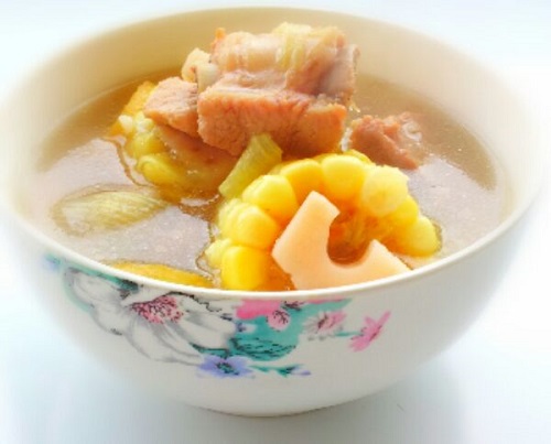 山药玉米莲藕排骨汤
